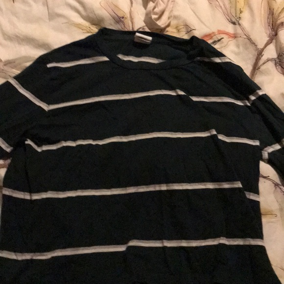 Destined crop top size large - Picture 1 of 3